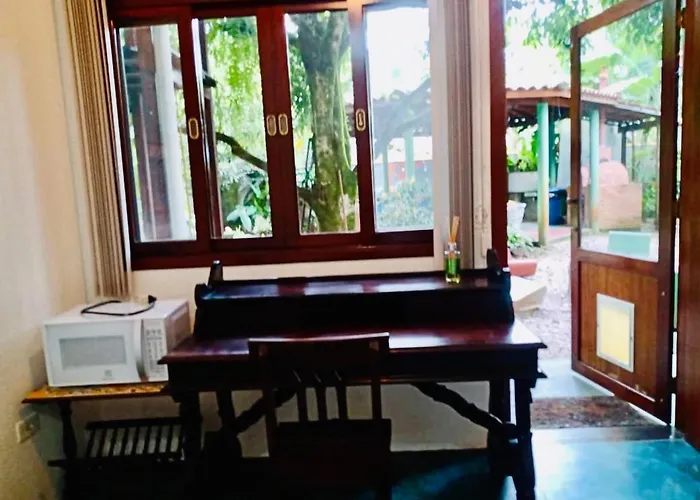 Suíte com Ar + frigobar+ Tv Sky Ubatuba